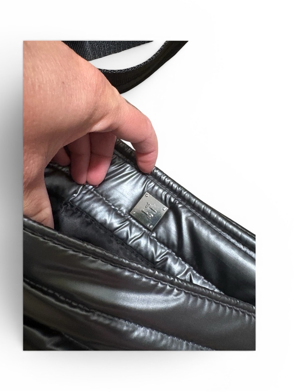 THINK ROYLN Bum Bag 2.0 Quilted Crossbody Bag in Liquid Charcoal - Picture 4 of 6